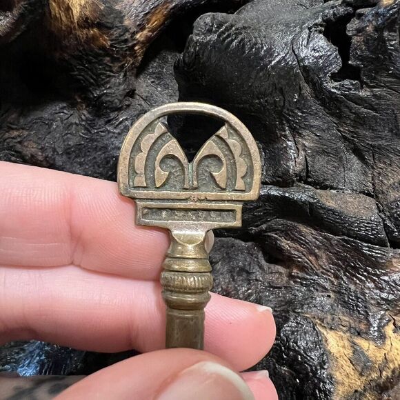 Vintage Eastlake Skeleton Key 2.99 Cabinet Bureau Brass Open Barrel Ornate - Picture 2 of 4